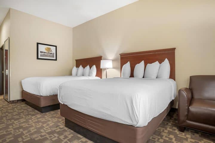 Room 5 of 41