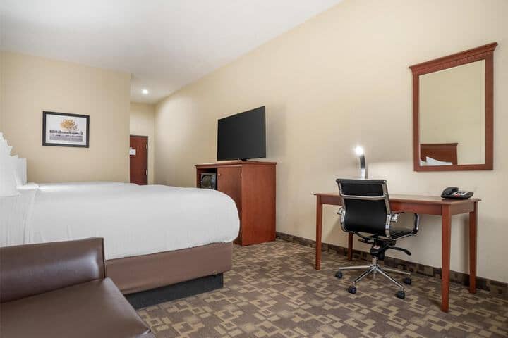 Room 19 of 41