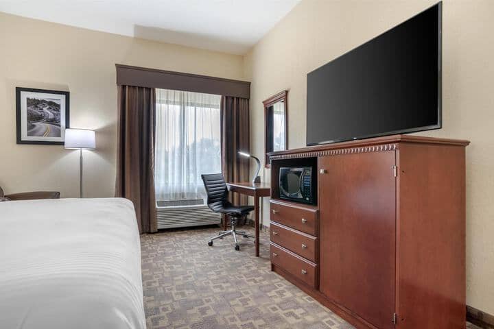 Room 10 of 41