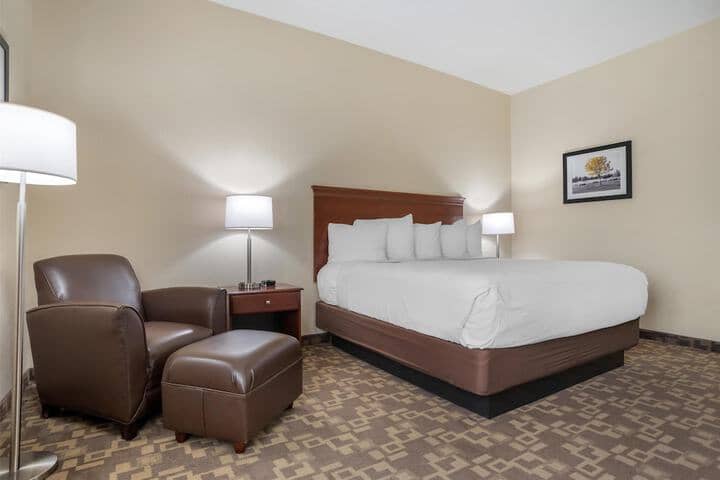 Room 8 of 41